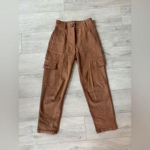 Aritzia Wilfred Tan Cargo Pants in Size 2